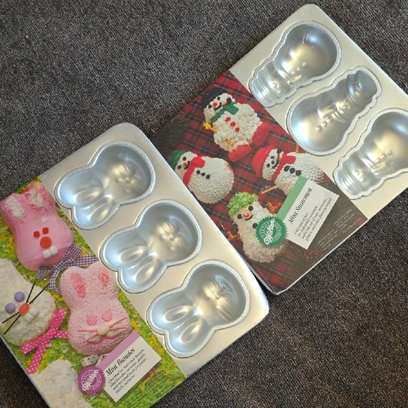 Wilton Other - Set Of 2 Wilton Silver Bunny Cake Pan And Snowman Easter Christmas